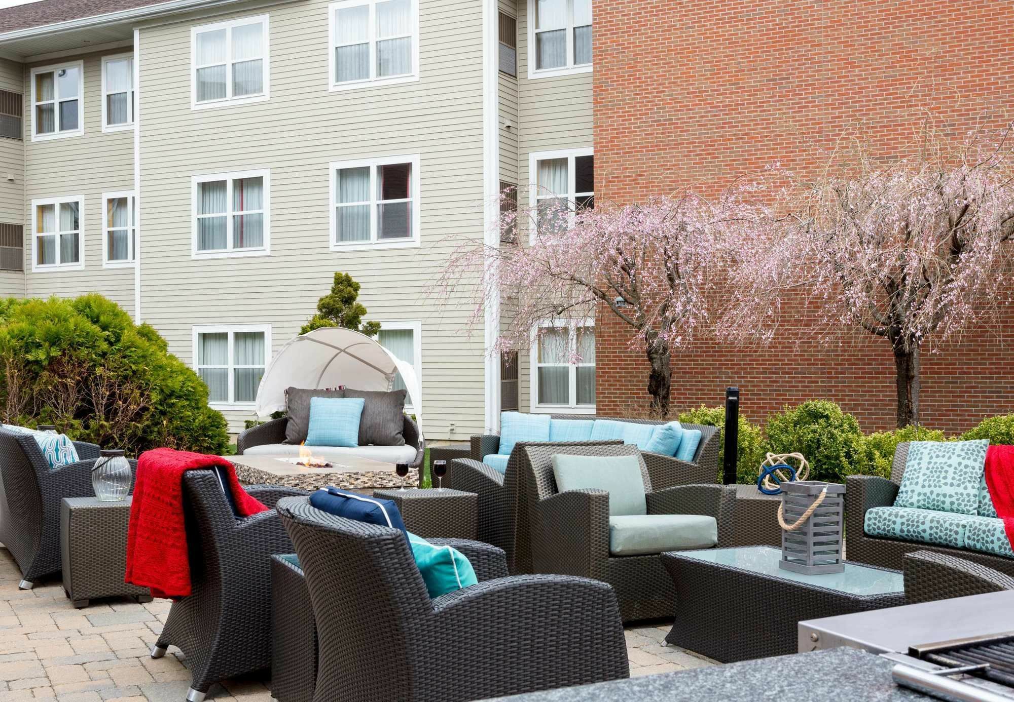 Residence Inn By Marriott Portsmouth Exterior photo
